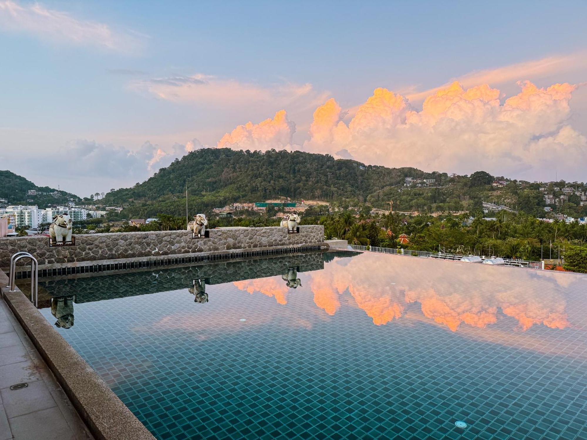 美而雅酒店 Patong 外观 照片